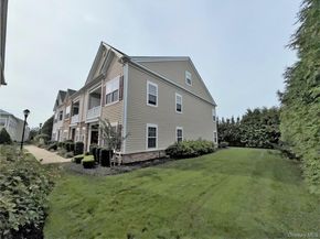 24 Strangford Court, Oceanside NY 11572