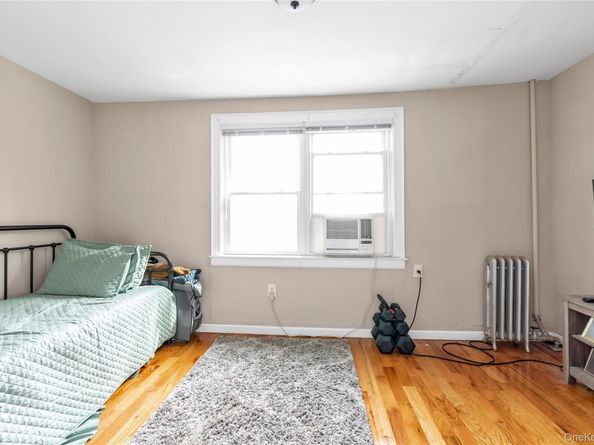 114-54 212th Street, Cambria Heights NY 11411