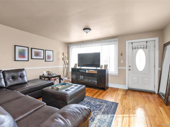 114-54 212th Street, Cambria Heights NY 11411