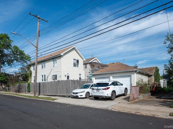 88-19 247 Street, Bellerose NY 11426