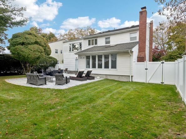 987 S End, Woodmere NY 11598