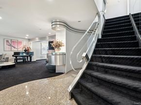 987 S End, Woodmere NY 11598