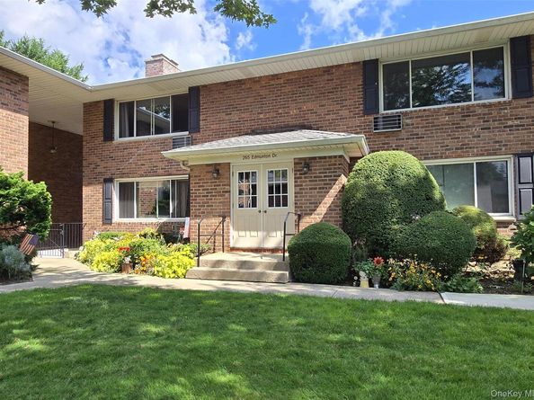 265 Edmunton I 12, North Babylon NY 11703