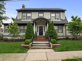 62 Waller Avenue