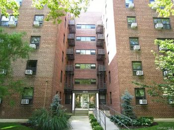 212-12 73 Avenue