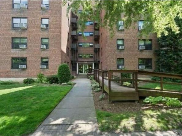212-12 73 Avenue 5C, Bayside NY 11364