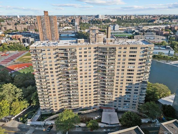 2500 Johnson Avenue N 2NP, Bronx NY 10463