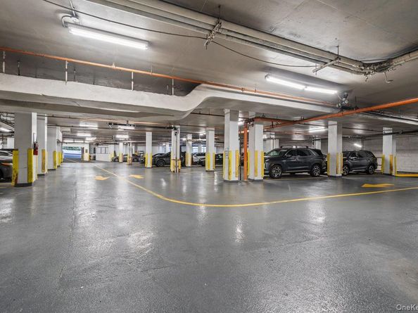 2500 Johnson Avenue N 2NP, Bronx NY 10463