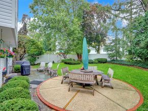 1952 Julian Lane, Merrick NY 11566