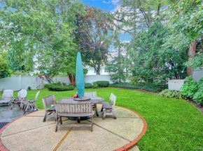 1952 Julian Lane, Merrick NY 11566