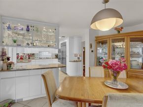 1952 Julian Lane, Merrick NY 11566