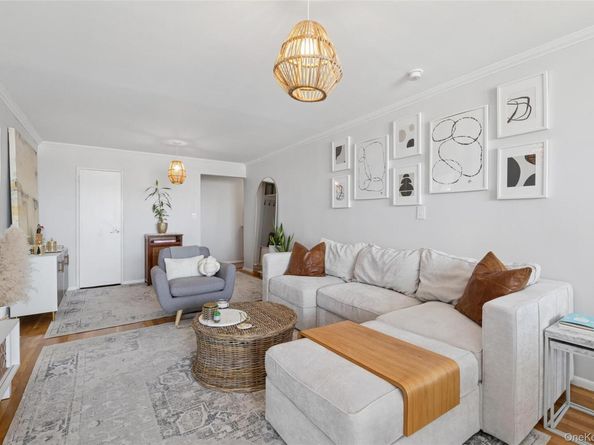 410 E Broadway 5M, Long Beach NY 11561