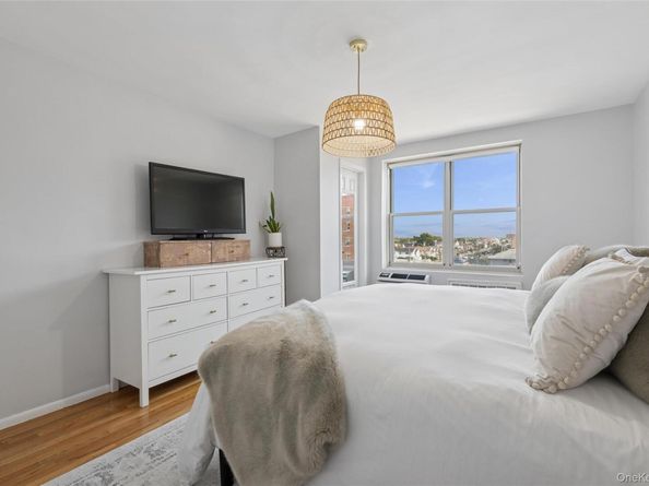 410 E Broadway 5M, Long Beach NY 11561