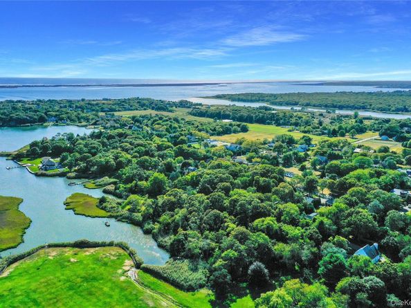 55 Moriches Avenue, East Moriches NY 11940
