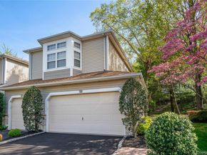 30 Sagamore Drive, Plainview NY 11803