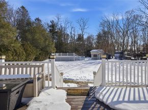 142 Jamaica Avenue, Medford NY 11763