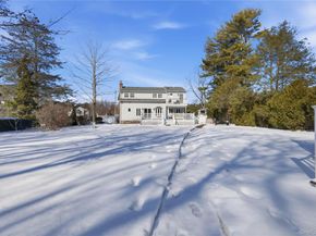 142 Jamaica Avenue, Medford NY 11763