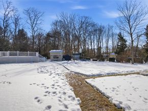 142 Jamaica Avenue, Medford NY 11763