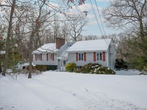 22 Glenview Avenue, Northport NY 11768