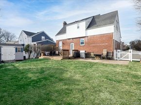 3195 Nantucket Lane, Oceanside NY 11572