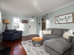 3195 Nantucket Lane, Oceanside NY 11572