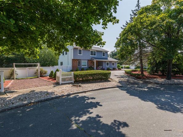 29 Lawrence Drive, Nesconset NY 11767