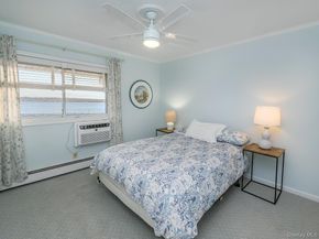 1 Toms Point Lane 6 i, Port Washington NY 11050