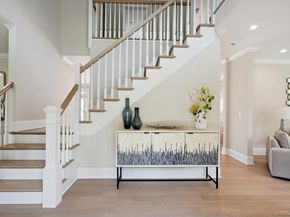 48 Plainview Road, Woodbury NY 11797