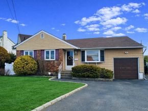 2337 Sycamore Avenue, Wantagh NY 11793