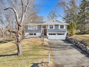 7 Bracken Road, Ossining NY 10562