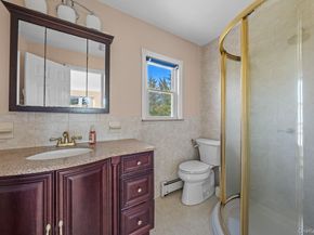 1 Lange Court, Melville NY 11747