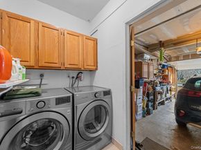 1 Lange Court, Melville NY 11747