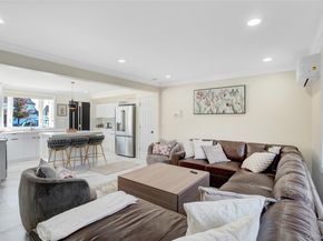 9 Autumn Lane, Hicksville NY 11801