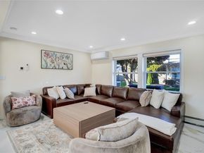 9 Autumn Lane, Hicksville NY 11801