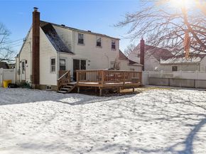 5 Scherer Street, Bethpage NY 11714