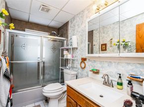 5 Scherer Street, Bethpage NY 11714