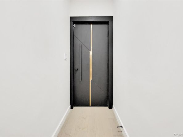 1024 E 226th Street, Bronx NY 10466