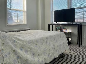 89-15 Parsons Boulevard 10M, Jamaica NY 11432