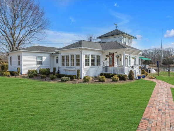 67 Lake Avenue, Center Moriches NY 11934
