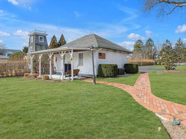 67 Lake Avenue, Center Moriches NY 11934