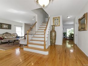 5 Naomi Court, Melville NY 11747