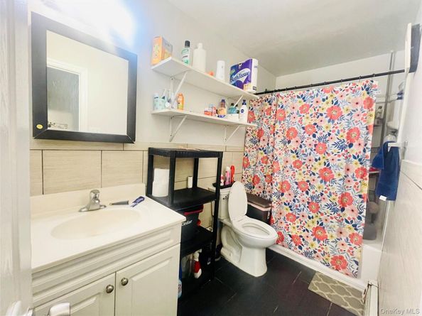 29 Gray Avenue, Medford NY 11763