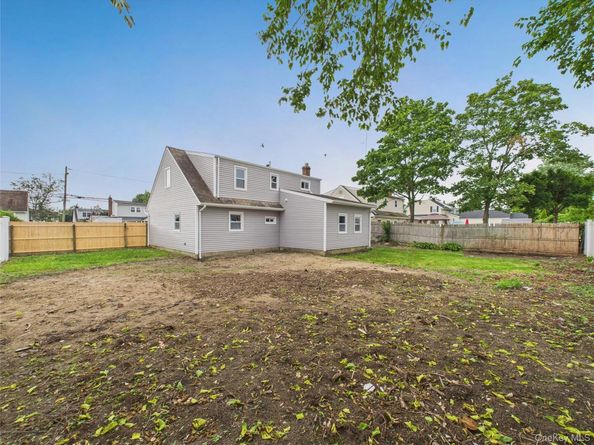 1057 Washington Street, Baldwin NY 11510