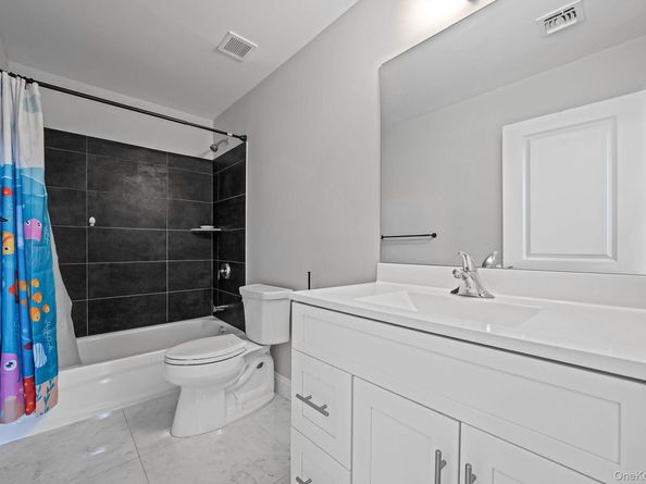 164 Chestnut Street, Mount Sinai NY 11766