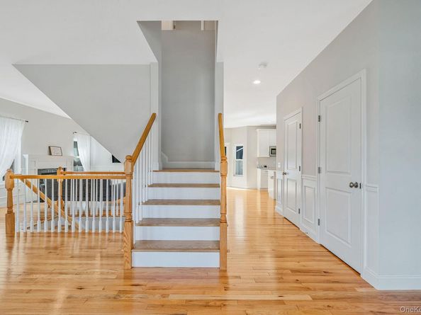 164 Chestnut Street, Mount Sinai NY 11766