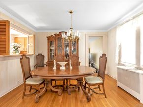 21 Carter Court, Lynbrook NY 11563