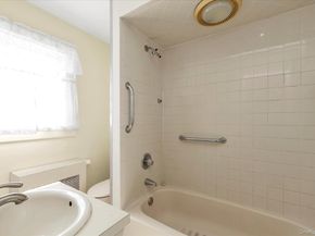 21 Carter Court, Lynbrook NY 11563