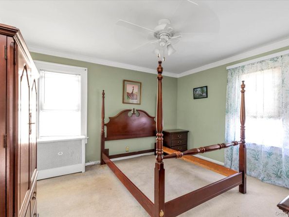 21 Carter Court, Lynbrook NY 11563