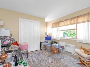 21 Carter Court, Lynbrook NY 11563