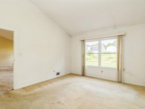 10 Royal Drive, Coram NY 11727